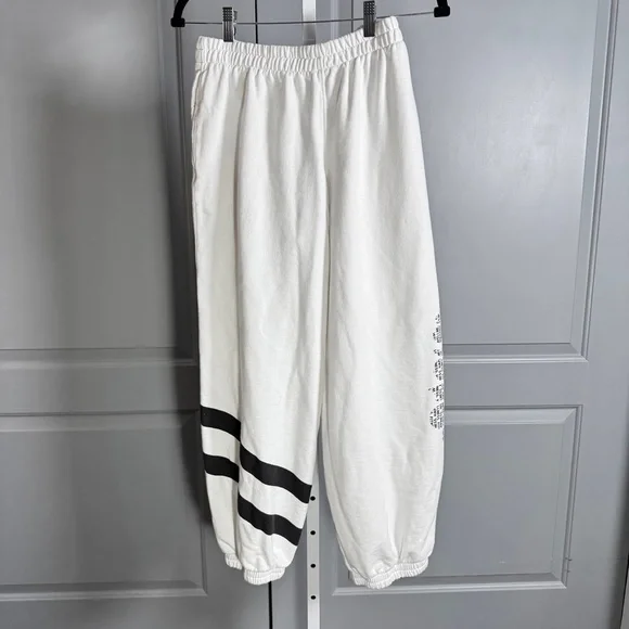 FP MOVEMENT White Logo Joggers SZ S - Picture 3 of 3